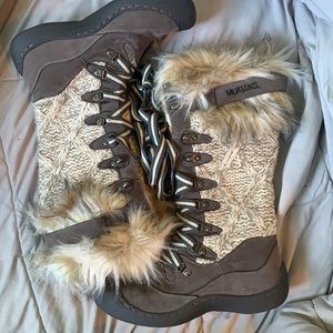 New mukluk boots